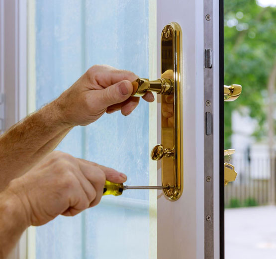 Professional Door Repair Services in Downtown Mississauga, ON
