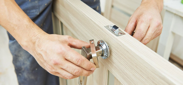 Wooden Sliding Door Repair in Downtown Mississauga, ON